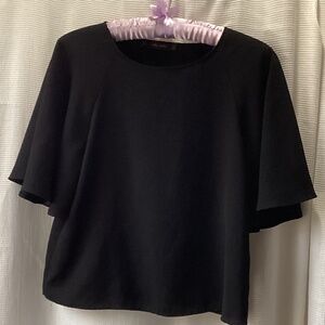 LNWOT Zara Basic Boxy Cropped Short Sleeved Black Blouse